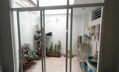 casa en venta en las mercedes. Cod V109242