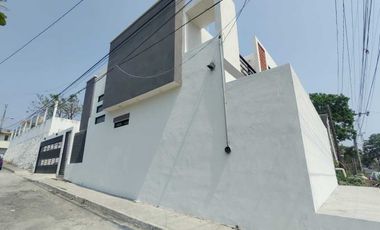 VENTA DE CASA NUEVA EN ESQUINA DE 4 REC. 1 EN P.B. COLONIA EL MORRO