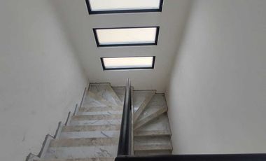 VENTA DE CASA NUEVA EN ESQUINA DE 4 REC. 1 EN P.B. COLONIA EL MORRO