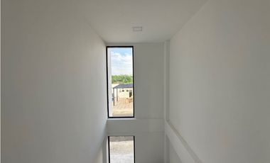 CASAS MODERNA A ESTRENAR EN VENTA EN URB PORTÓN DEL SOL - MANTA