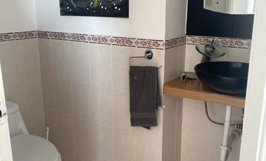 Vendo casa en Manta en urbanizacion privada en zona sur