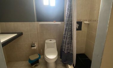 Vendo casa en Manta en urbanizacion privada en zona sur