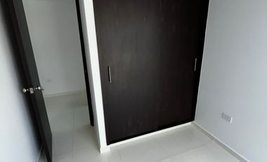apartamento en arriendo en prados del este. Cod A3480