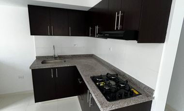 apartamento en arriendo en prados del este. Cod A3480