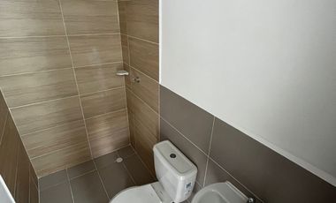 apartamento en arriendo en prados del este. Cod A3480