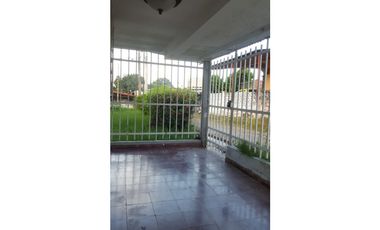 VENTA DE CASA DE ESQUINA EN SAN MIGUELITO  - VILLA GUADALUPE