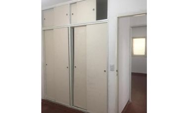 Departamento en venta Barrio Mil Viviendas, de 3 dormitorios