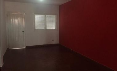 Departamento en venta Barrio Mil Viviendas, de 3 dormitorios