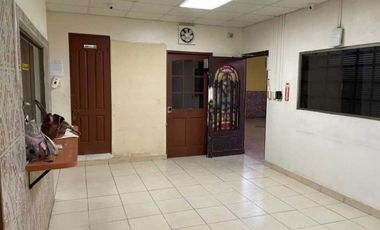 VENTA O ALQUILER LOCAL 300M2 VIA PRINCIPAL PARQUE LEFEVRE