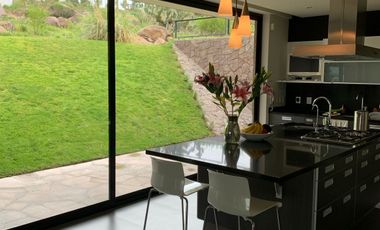 Casa en Renta Vacía en Club de Golf