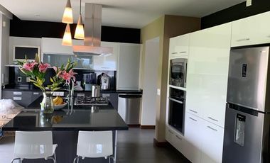 Casa en Renta Vacía en Club de Golf