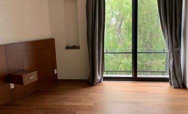 Casa en Renta Vacía en Club de Golf