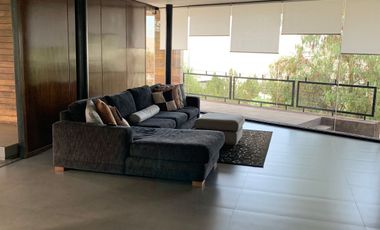 Casa en Renta Vacía en Club de Golf