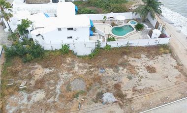 Vendo hermoso terreno al pie de la playa Salinas-La Milina