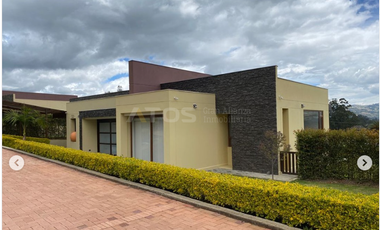 casa campestre en venta en reserva de la cañada. Cod V5802