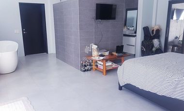 Price Drop Alert: 4-Bedroom Resort-Style House and Lot For Sale in Boracay Island