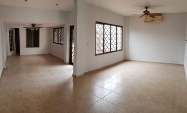 Se Vende / Alquila Casa Residencial Duplex en Albrook