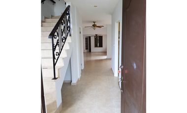 Se Vende / Alquila Casa Residencial Duplex en Albrook