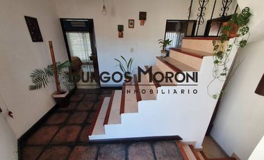 Casa PH en venta en Ramos Mejia Sur