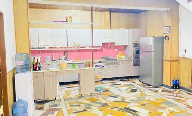 VENTA CASA Y TALLER 5 ambientes - FLORES