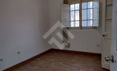 Local Comercial en Venta en Fray Luis de la peña / Bascuñan Guerrero