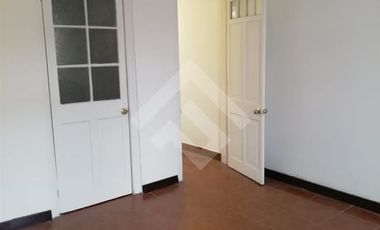 Local Comercial en Venta en Fray Luis de la peña / Bascuñan Guerrero
