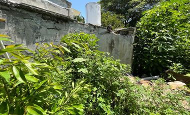 Terreno con Local en Calle 32 50