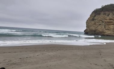 Se Vende Terreno para Desarrollar Frente al Mar en Puerto Rico