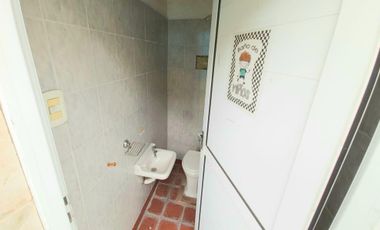 Casa 4 Amb con  Galpón y Fondo (Ex Jardín Maternal / Salón de Eventos)