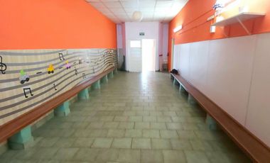 Casa 4 Amb con  Galpón y Fondo (Ex Jardín Maternal / Salón de Eventos)