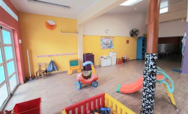 Casa 4 Amb con  Galpón y Fondo (Ex Jardín Maternal / Salón de Eventos)