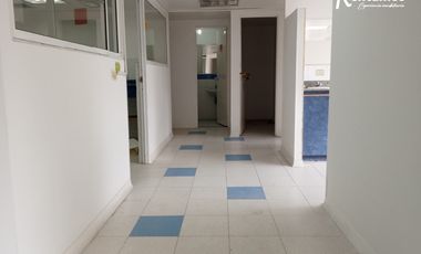 oficina en arriendo en centro. Cod A775380