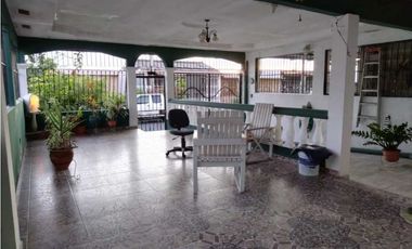 Se Vende Casa en Tocumen Torremolinos