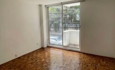 Edificio en venta en Nápoles