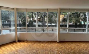 Edificio en venta en Nápoles