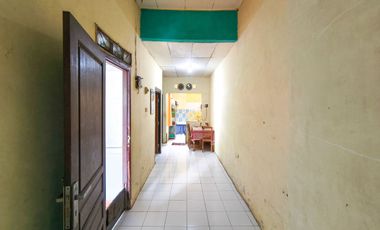 Rumah 8 menit ke Mall Paradise Walk Serpong SHM Dibantu KPR J-38116