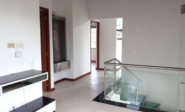 casa en arriendo en las antillas. Cod A27851