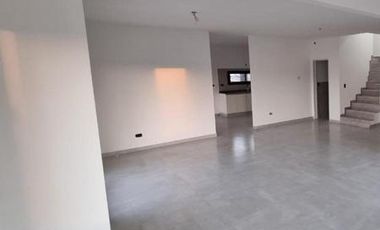 Increible casa en Santa Elena