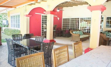 CASA EN CORONADO DE 1.321 M2 ALQUILER/VENTA