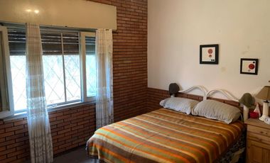 CHALET DE 4 AMB. SOBRE IMPORTANTE LOTE