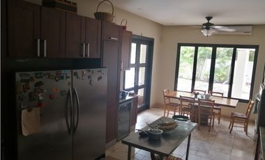 VENTA CASA COSTA DEL ESTE