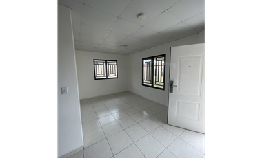 VENTA DE CASA EN RESIDENCIAL MIRAFLORES PENONOME