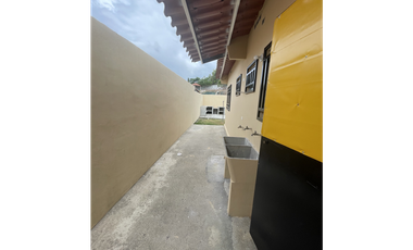 VENTA DE CASA EN RESIDENCIAL MIRAFLORES PENONOME