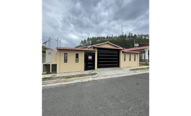 VENTA DE CASA EN RESIDENCIAL MIRAFLORES PENONOME