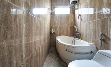 Rumah 2 Lt Siap Huni 15 Menit ke Aeon Mall BSD Dibantu KPR J-37042