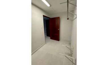 SE VENDE CASA CON PISCINA EN CONDADO DEL REY $697,500