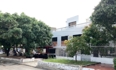 casa-local en venta en ciudad jardín. Cod V101795