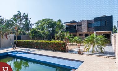 Hermosa Residencia con alberca, Boca del río