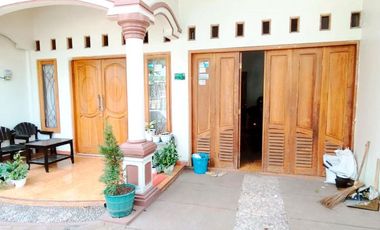 Rumah Strategis Tepi Jalan Aspal dekat RSUD Kota Yogyakarta