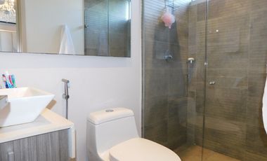 apartamento en arriendo/venta en sabanilla. Cod A93494